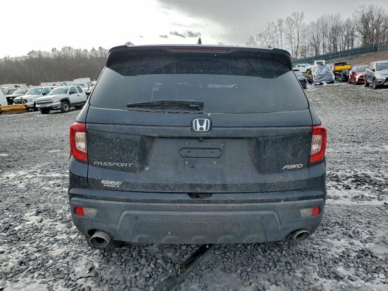 Фото 6 - HONDA PASSPORT