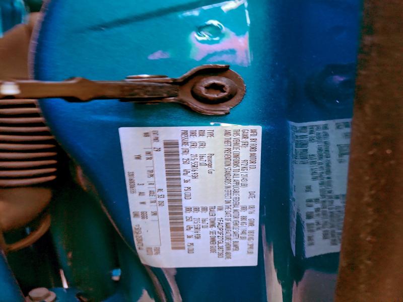 Фото 12 - FORD FOCUS