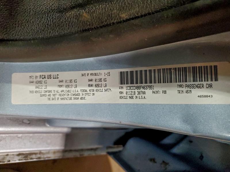 Фото 12 - CHRYSLER 200