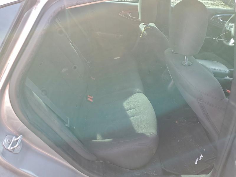 Фото 10 - CHRYSLER 200