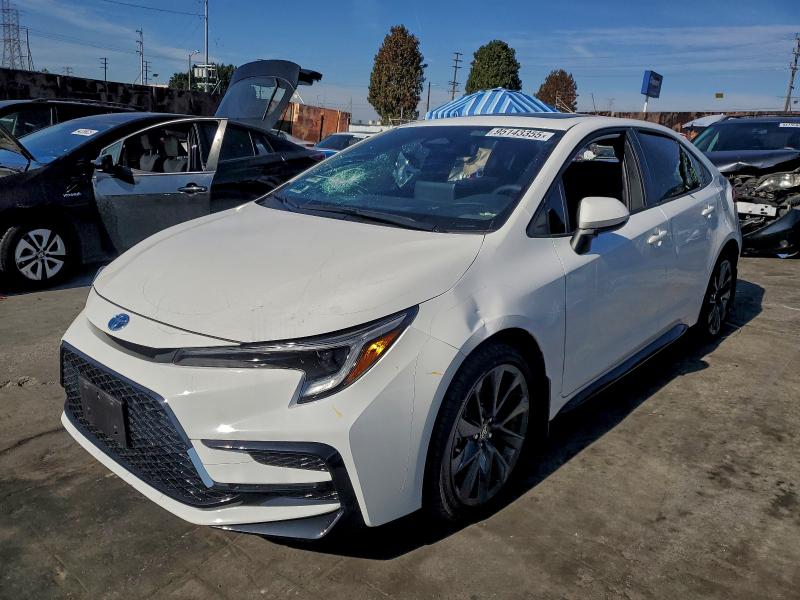 Фото 1 - TOYOTA COROLLA