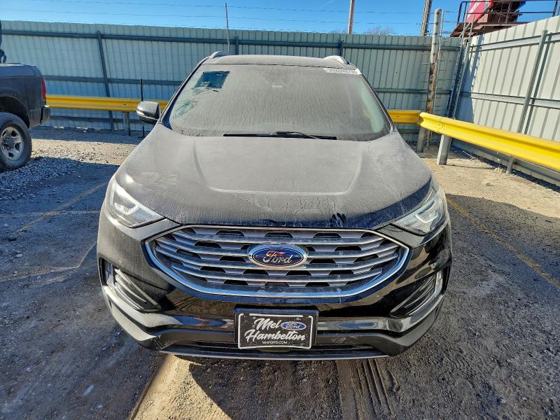 Фото 5 - FORD EDGE