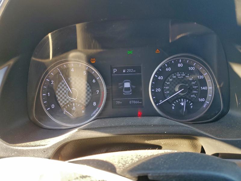 Фото 9 - HYUNDAI ELANTRA