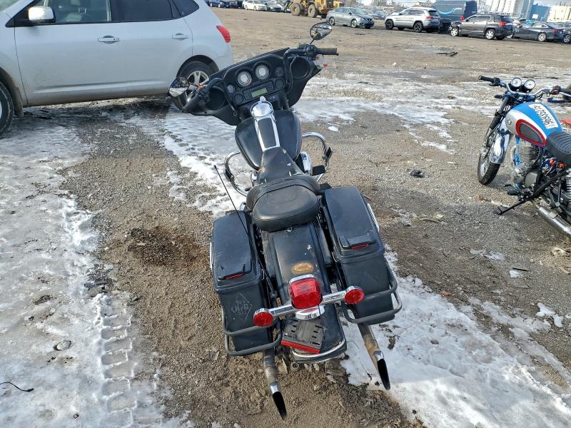 HARLEY-DAVIDSON FL 2009