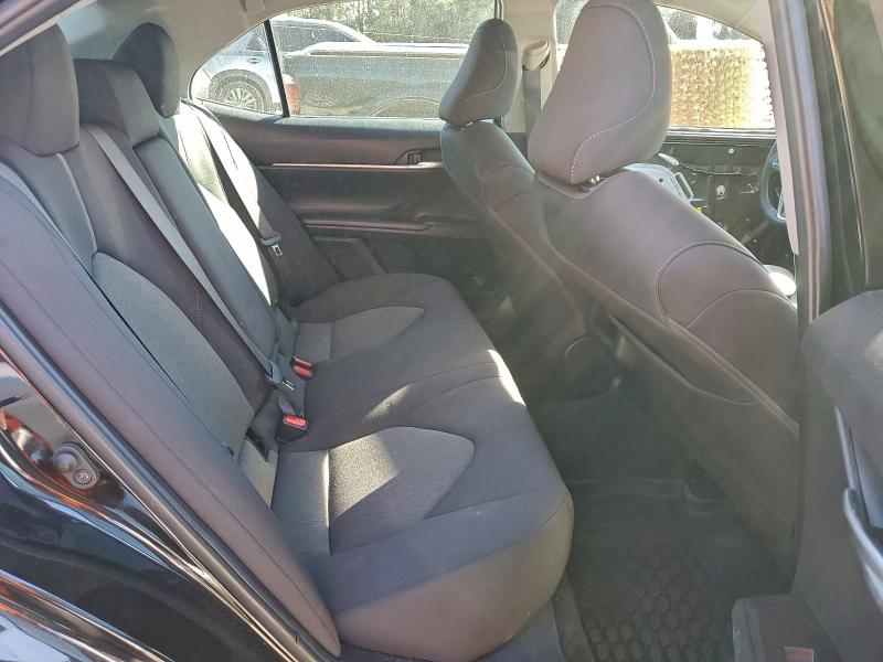 Фото 10 - TOYOTA CAMRY