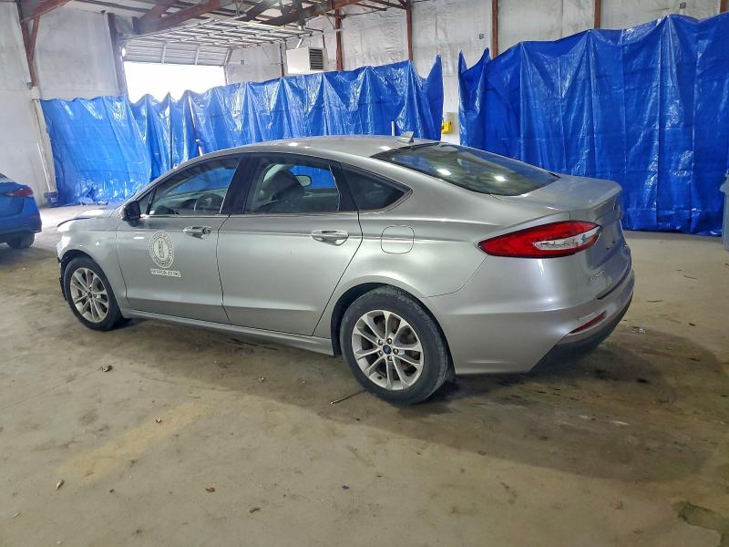 Фото 2 - FORD FUSION