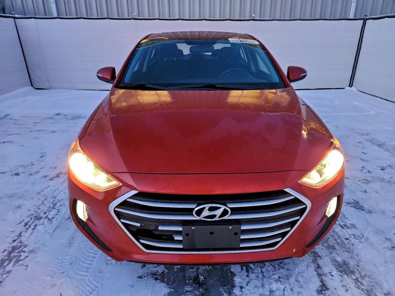 Фото 5 - HYUNDAI ELANTRA