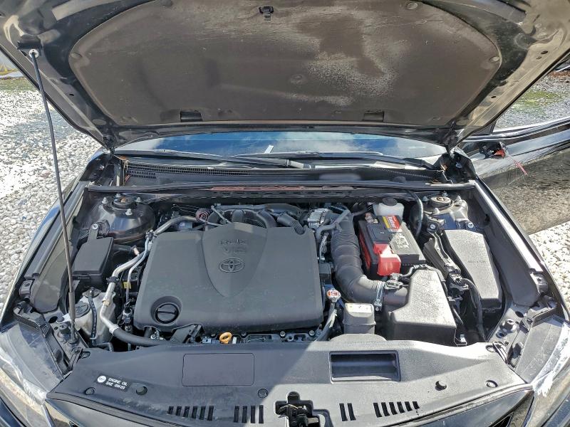 Фото 11 - TOYOTA CAMRY