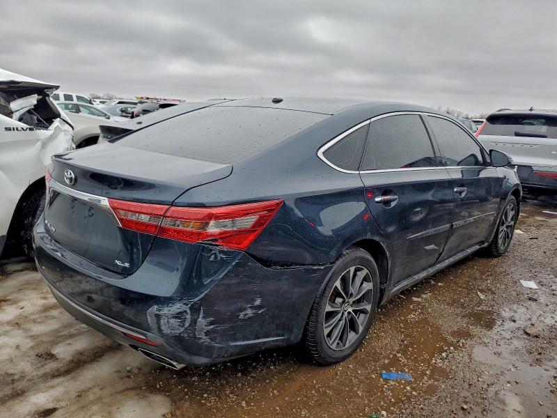 Фото 3 - TOYOTA AVALON