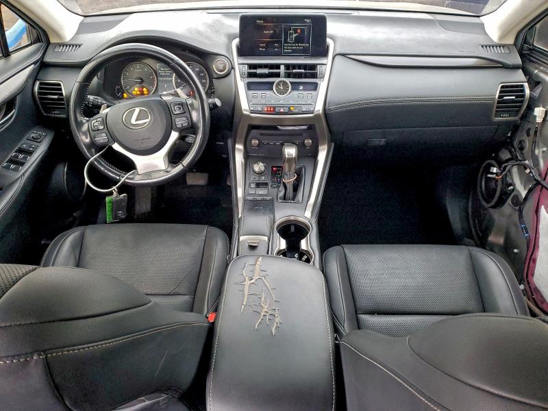 Фото 8 - LEXUS NX