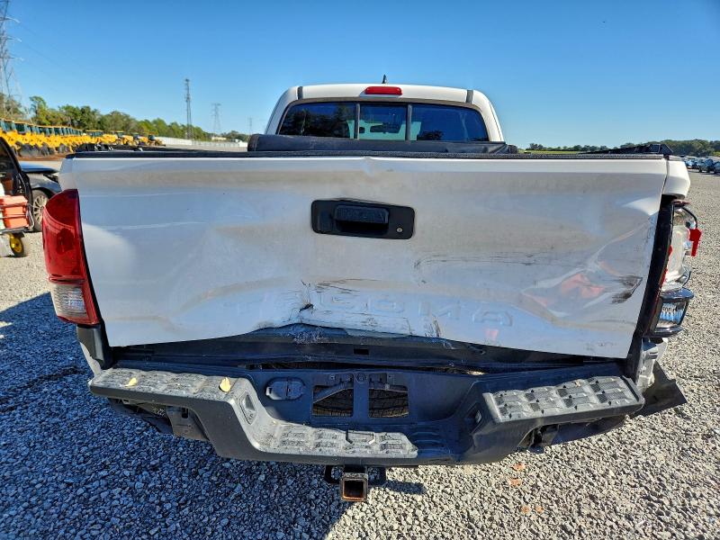 Фото 6 - TOYOTA TACOMA