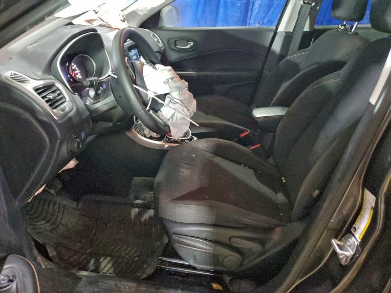 Фото 7 - JEEP COMPASS