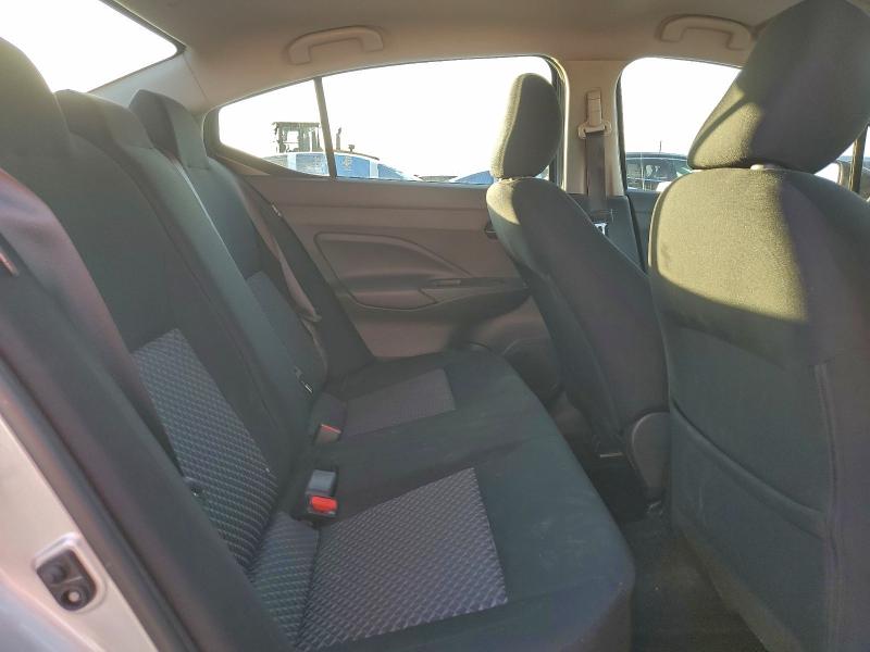 Фото 10 - NISSAN VERSA