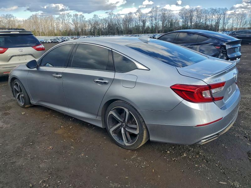 Фото 2 - HONDA ACCORD