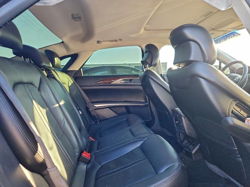 Фото 10 - LINCOLN MKZ