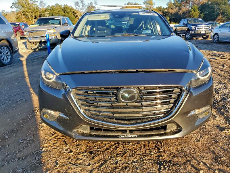 Фото 5 - MAZDA 3