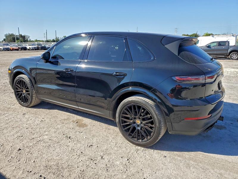 Фото 2 - PORSCHE CAYENNE