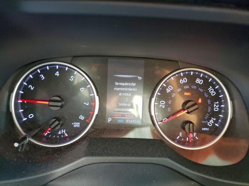 Фото 9 - TOYOTA RAV4