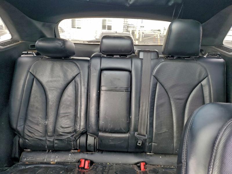 Фото 10 - LINCOLN MKZ