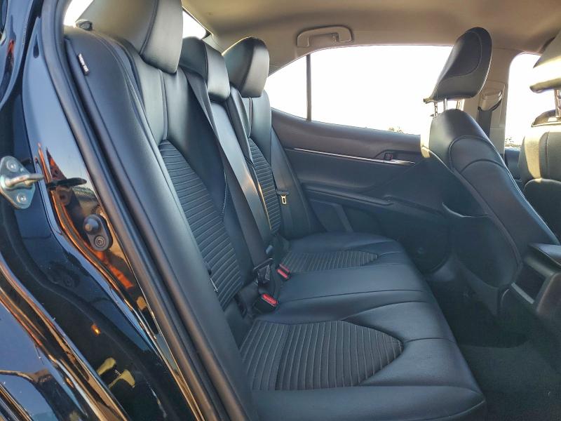 Фото 10 - TOYOTA CAMRY