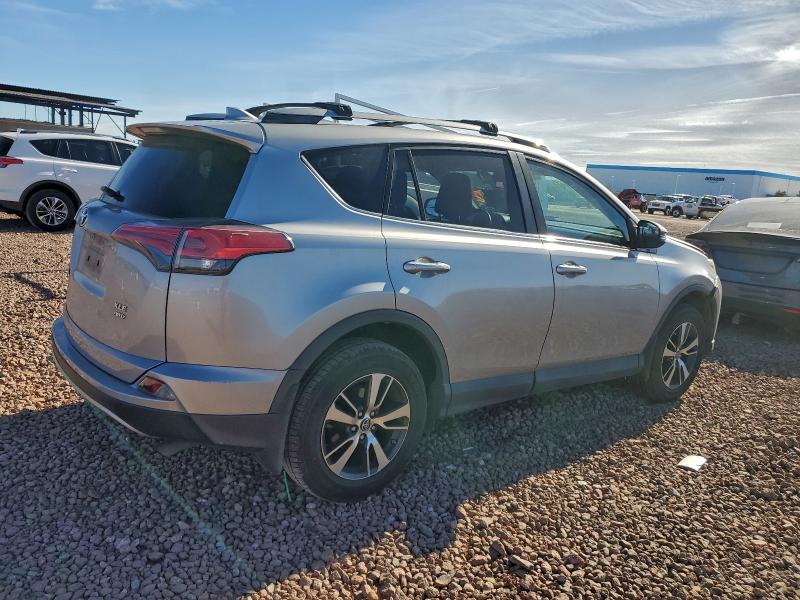 Фото 3 - TOYOTA RAV4
