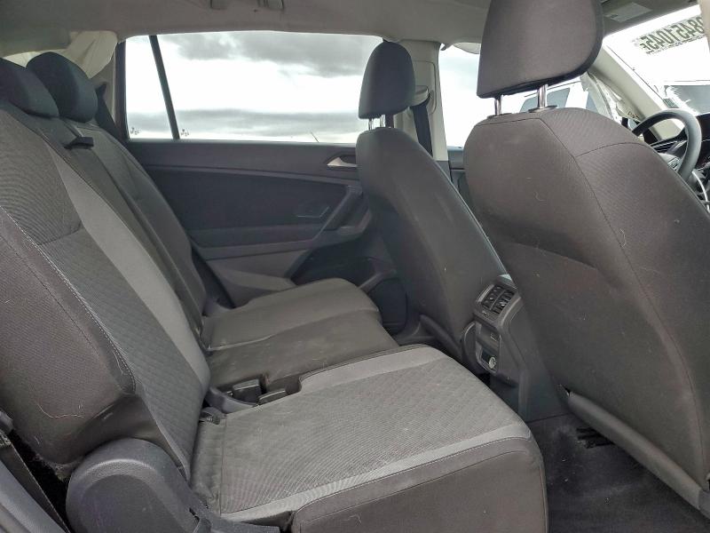 Фото 11 - VOLKSWAGEN TIGUAN