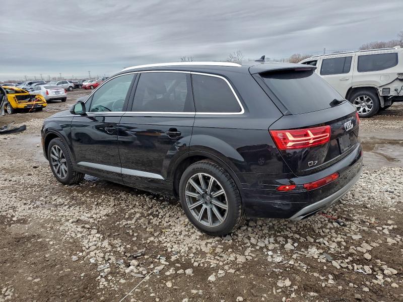 Фото 2 - AUDI Q7