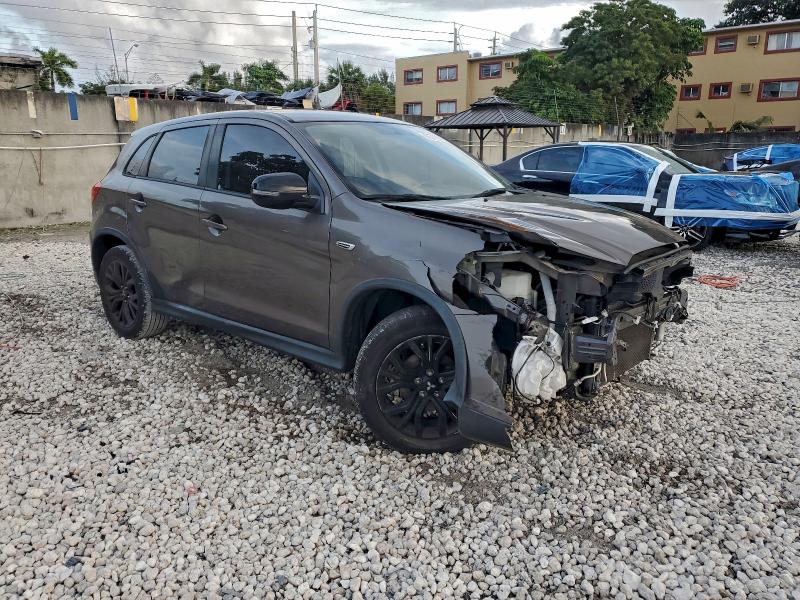 Фото 4 - MITSUBISHI OUTLANDER