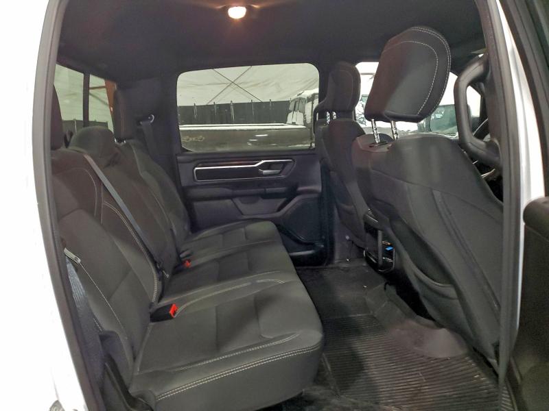 Фото 10 - RAM 1500