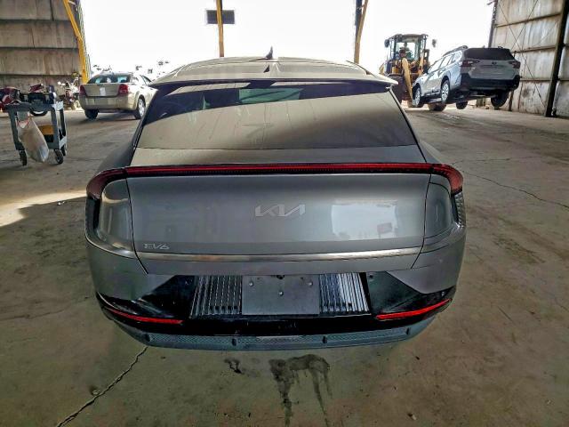 Фото 6 - KIA EV6 LIGHT
