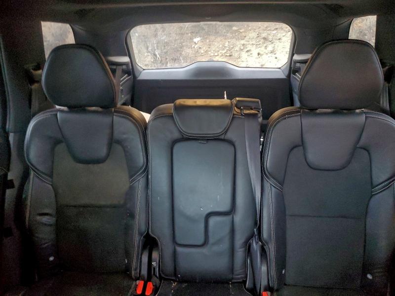 Фото 10 - VOLVO XC90