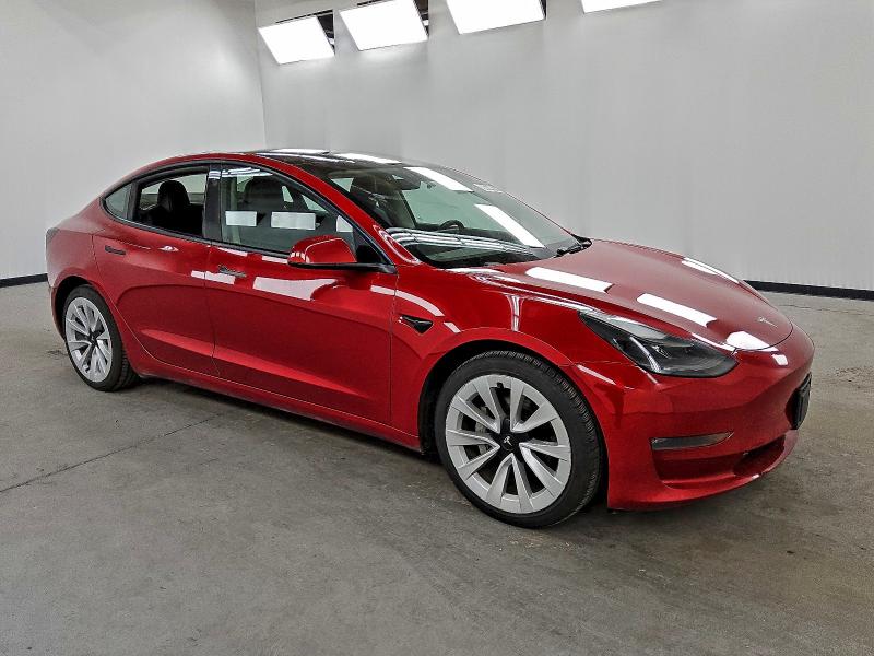 Фото 4 - TESLA MODEL 3