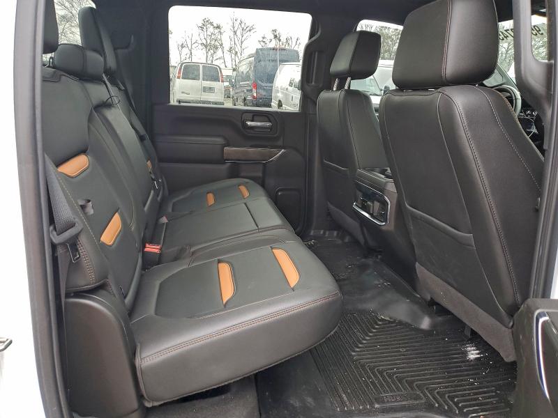 Фото 10 - GMC SIERRA