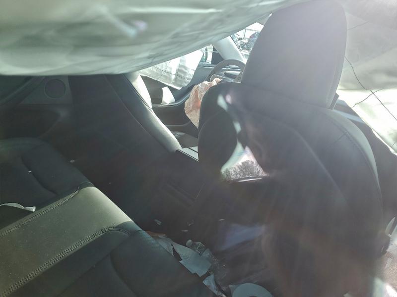 Фото 8 - TESLA MODEL 3