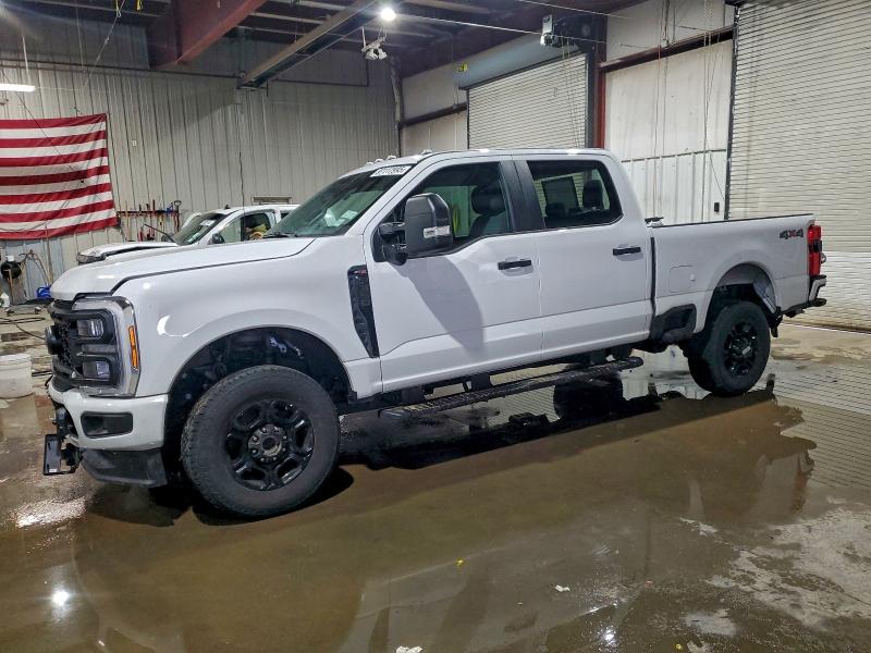 Фото 1 - FORD F350