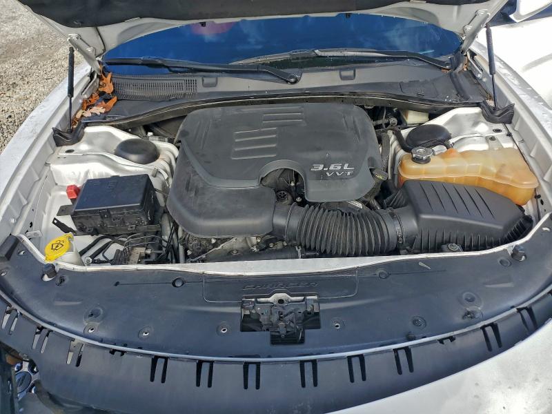 Фото 11 - DODGE CHARGER