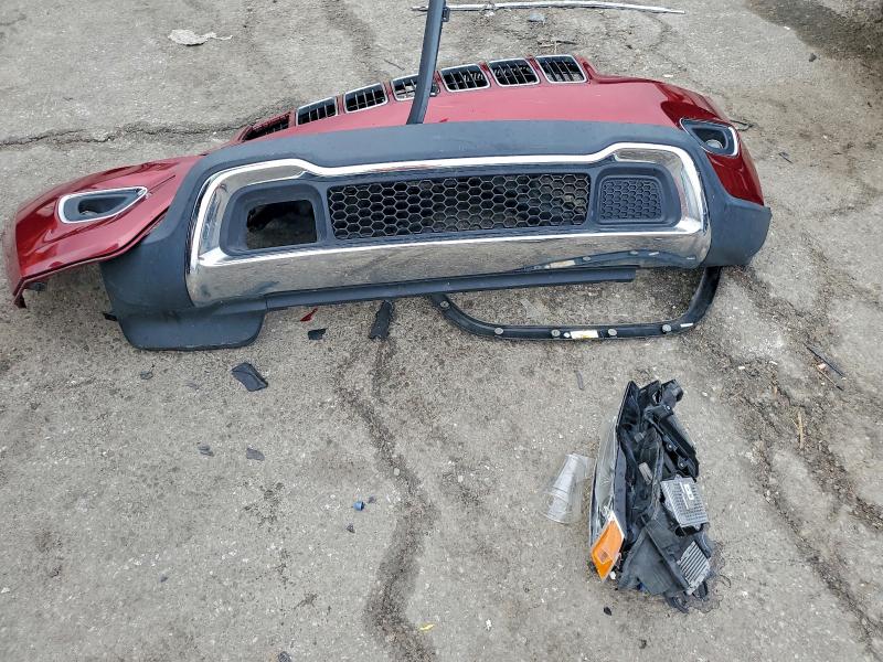 JEEP GRAND CHER 2015 VIN 1C4RJFBG1FC197396