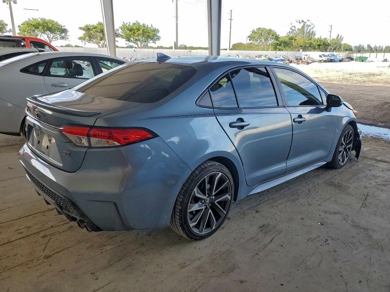 Фото 3 - TOYOTA COROLLA