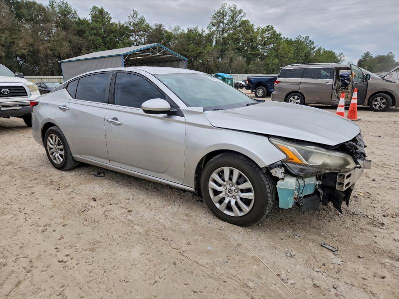 Фото 4 - NISSAN ALTIMA