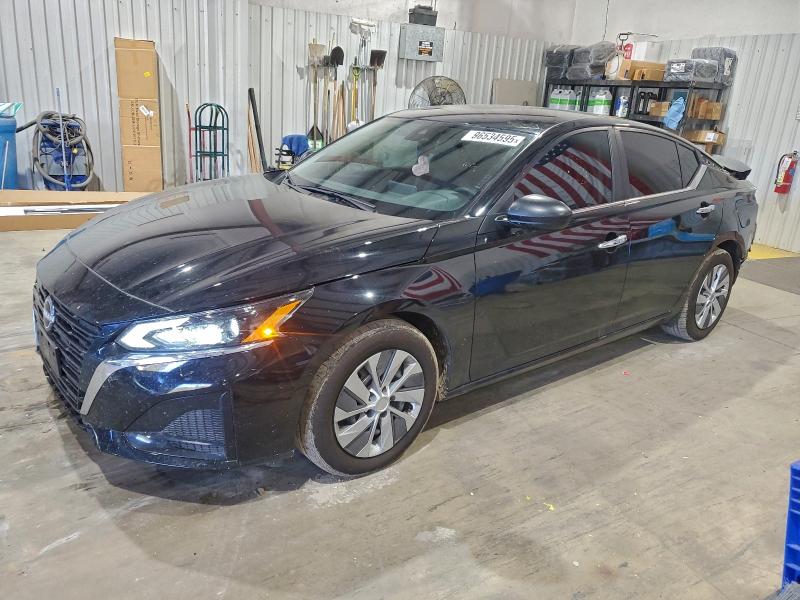 Фото 1 - NISSAN ALTIMA