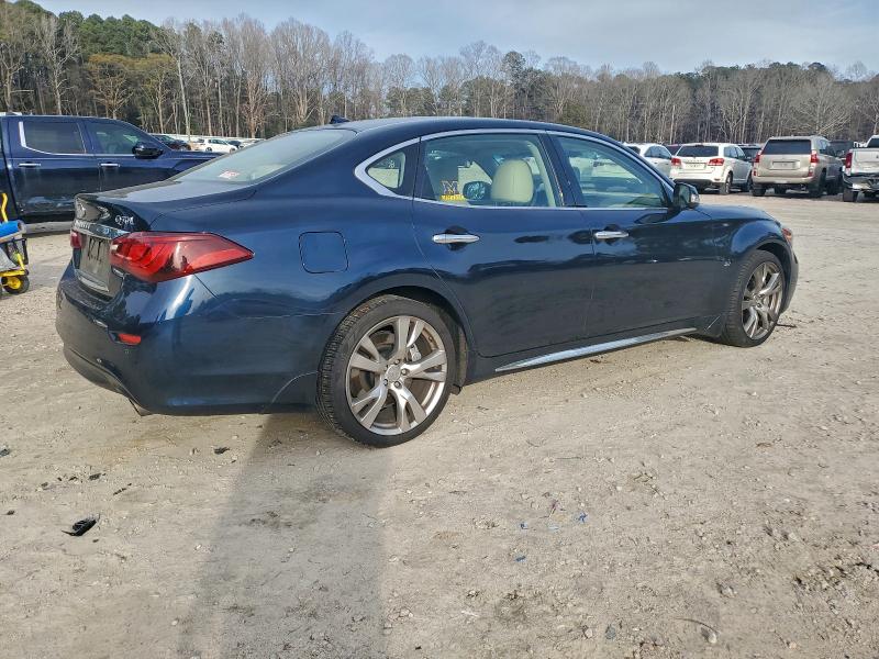 Фото 3 - INFINITI Q70