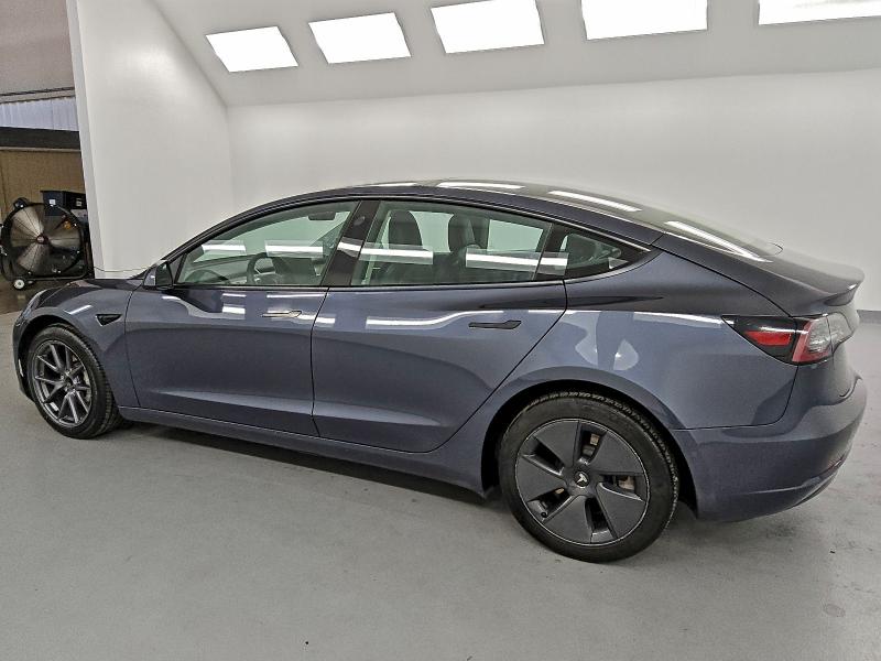 Фото 2 - TESLA MODEL 3