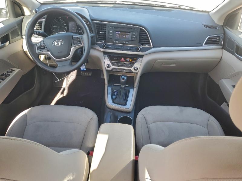 Фото 8 - HYUNDAI ELANTRA