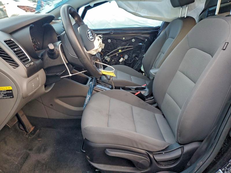 Фото 7 - KIA FORTE