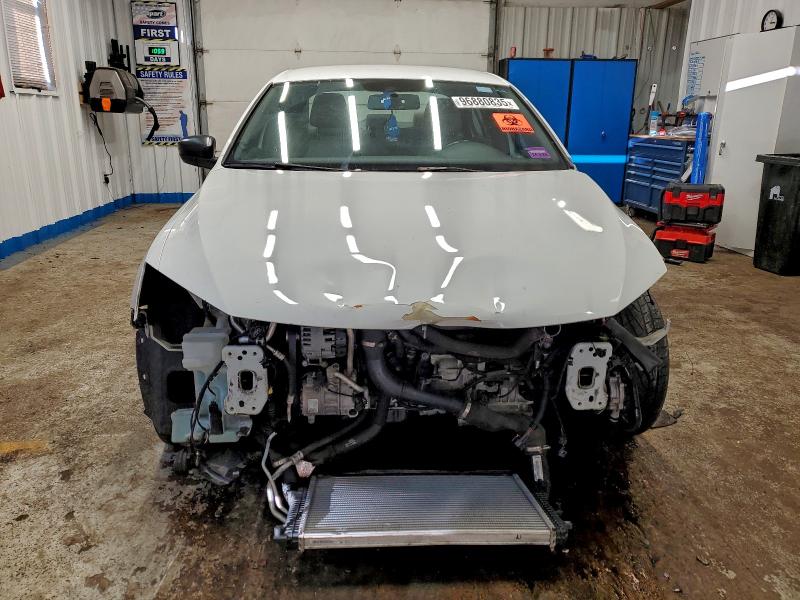 Фото 5 - VOLKSWAGEN JETTA