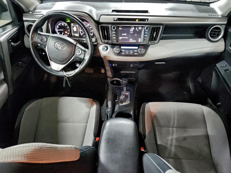 Фото 8 - TOYOTA RAV4