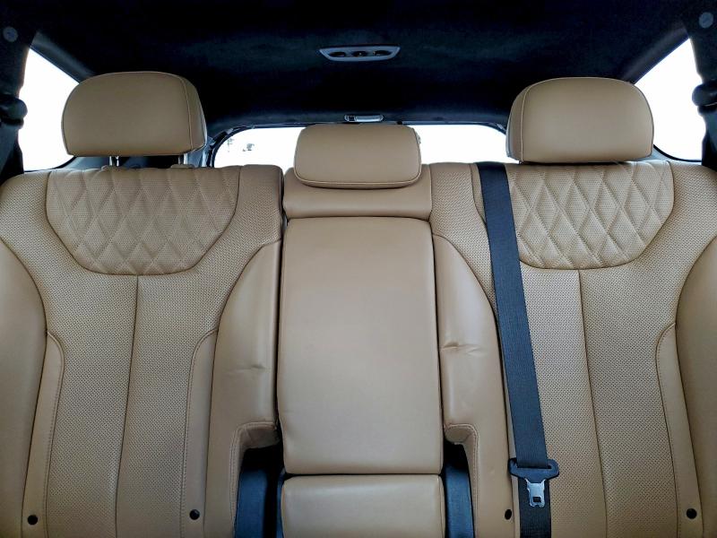 Фото 10 - HYUNDAI SANTA FE