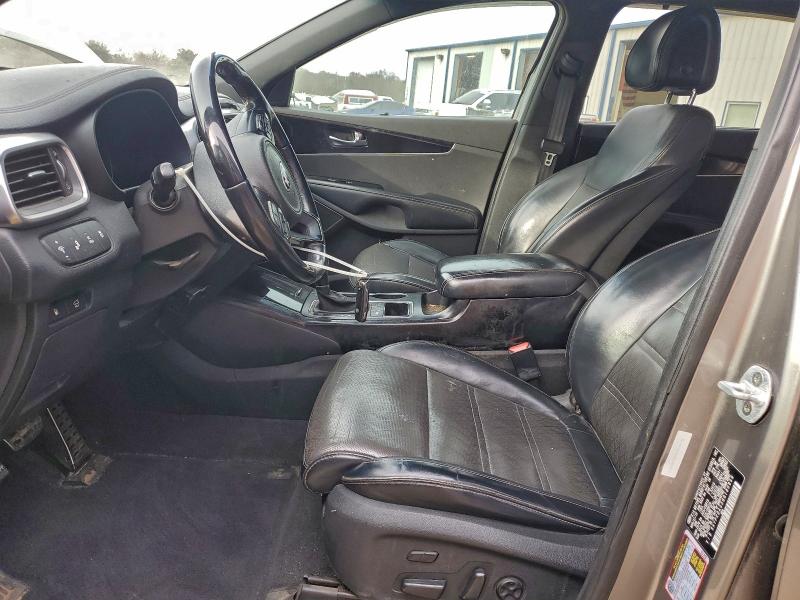 Фото 7 - KIA SORENTO