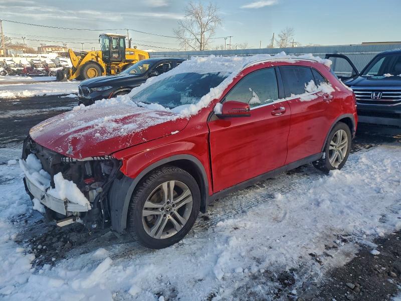 Фото 1 - MERCEDES-BENZ GLA-CLASS