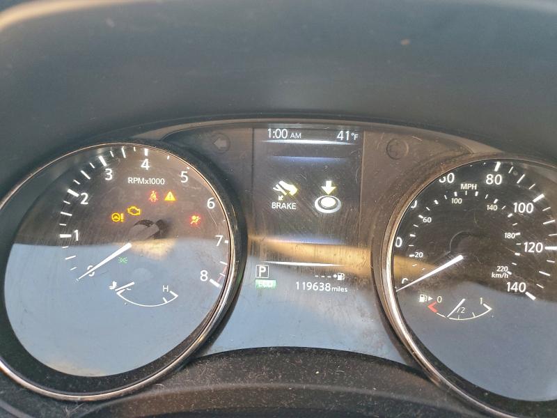 Фото 9 - NISSAN ROGUE